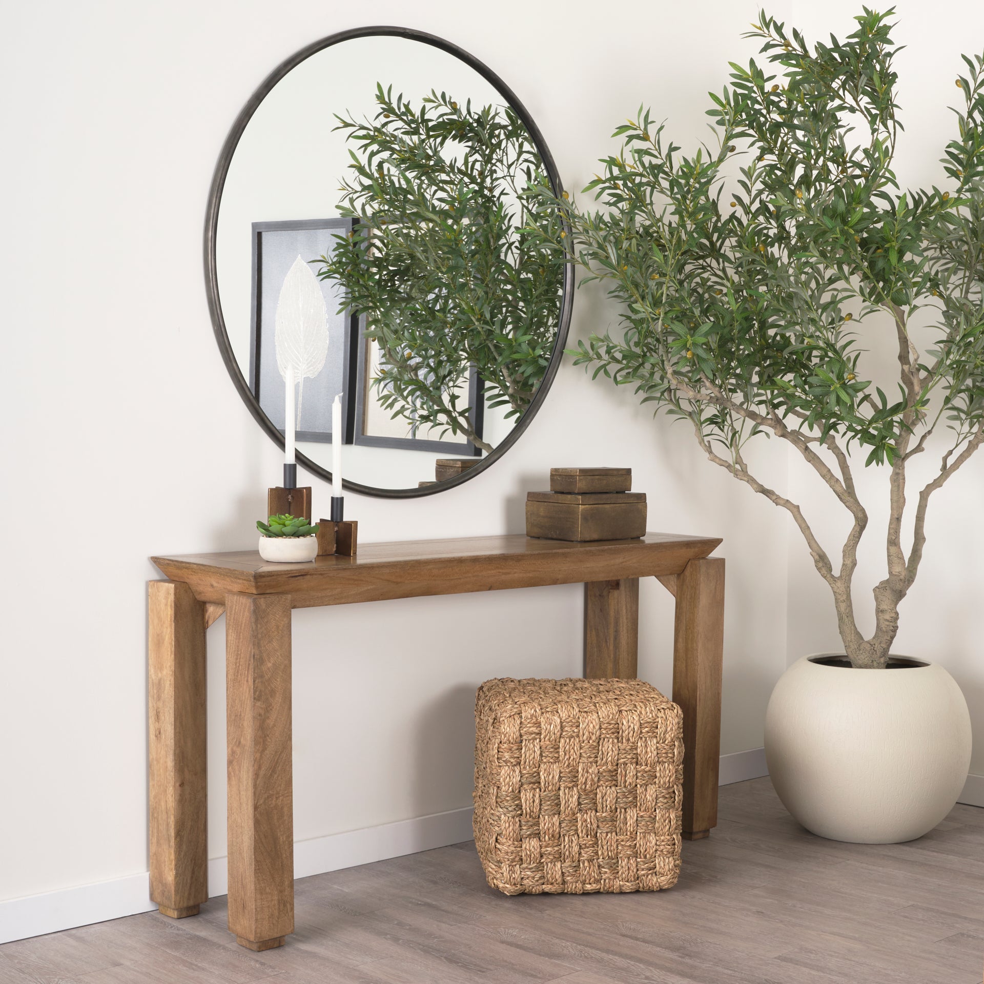Woven rope pouf / stool rental