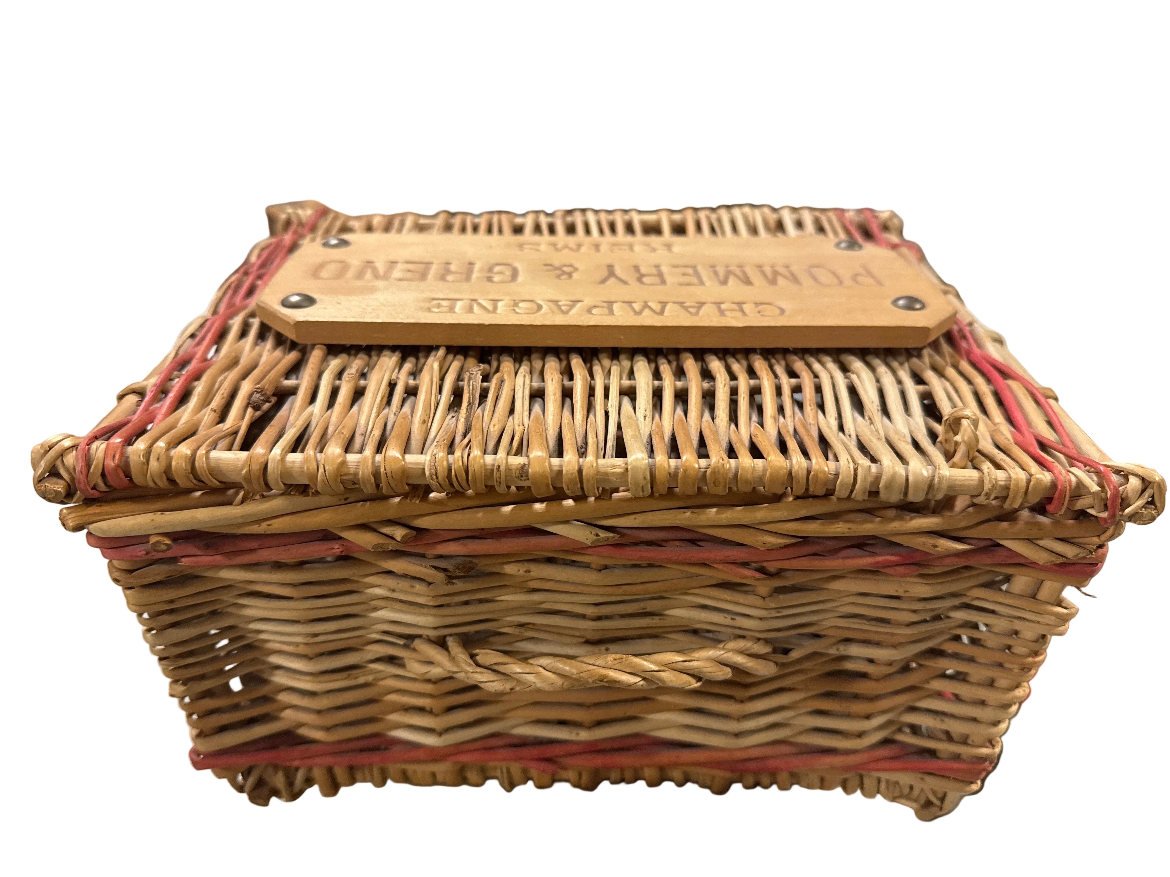Antique wicker box rental