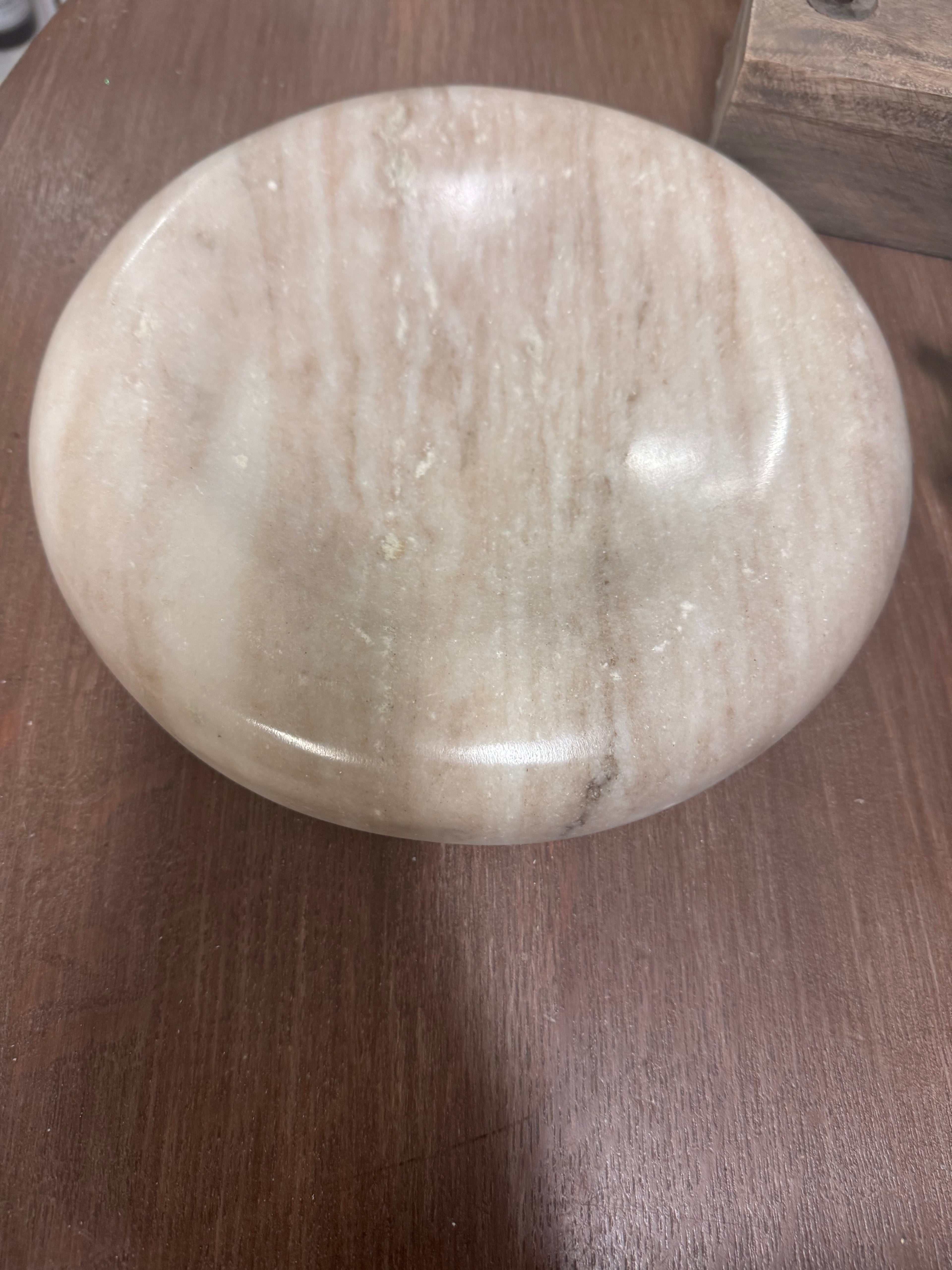 Alabaster thick low bowl rental
