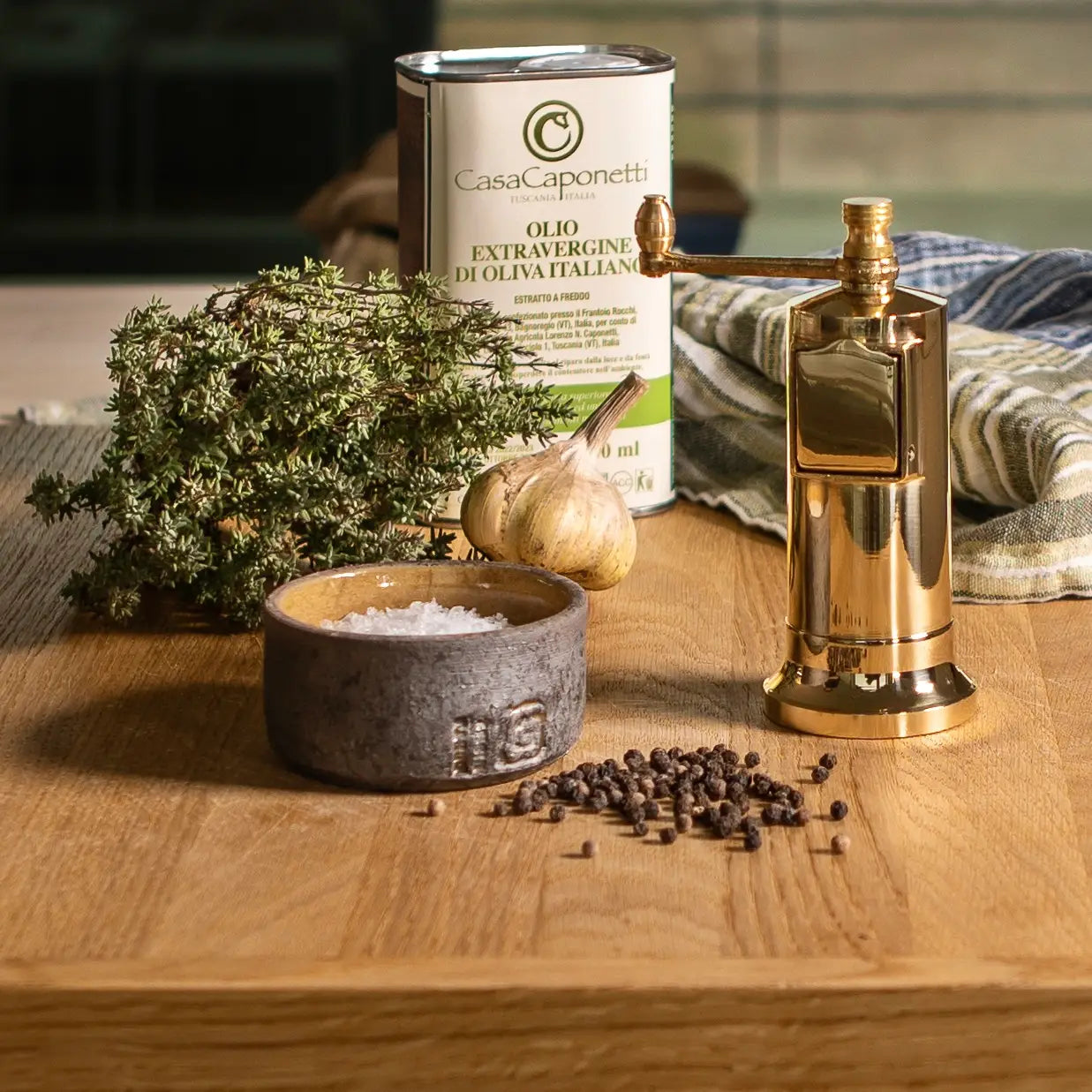 Chefs mate 5” brass pepper grinder rental