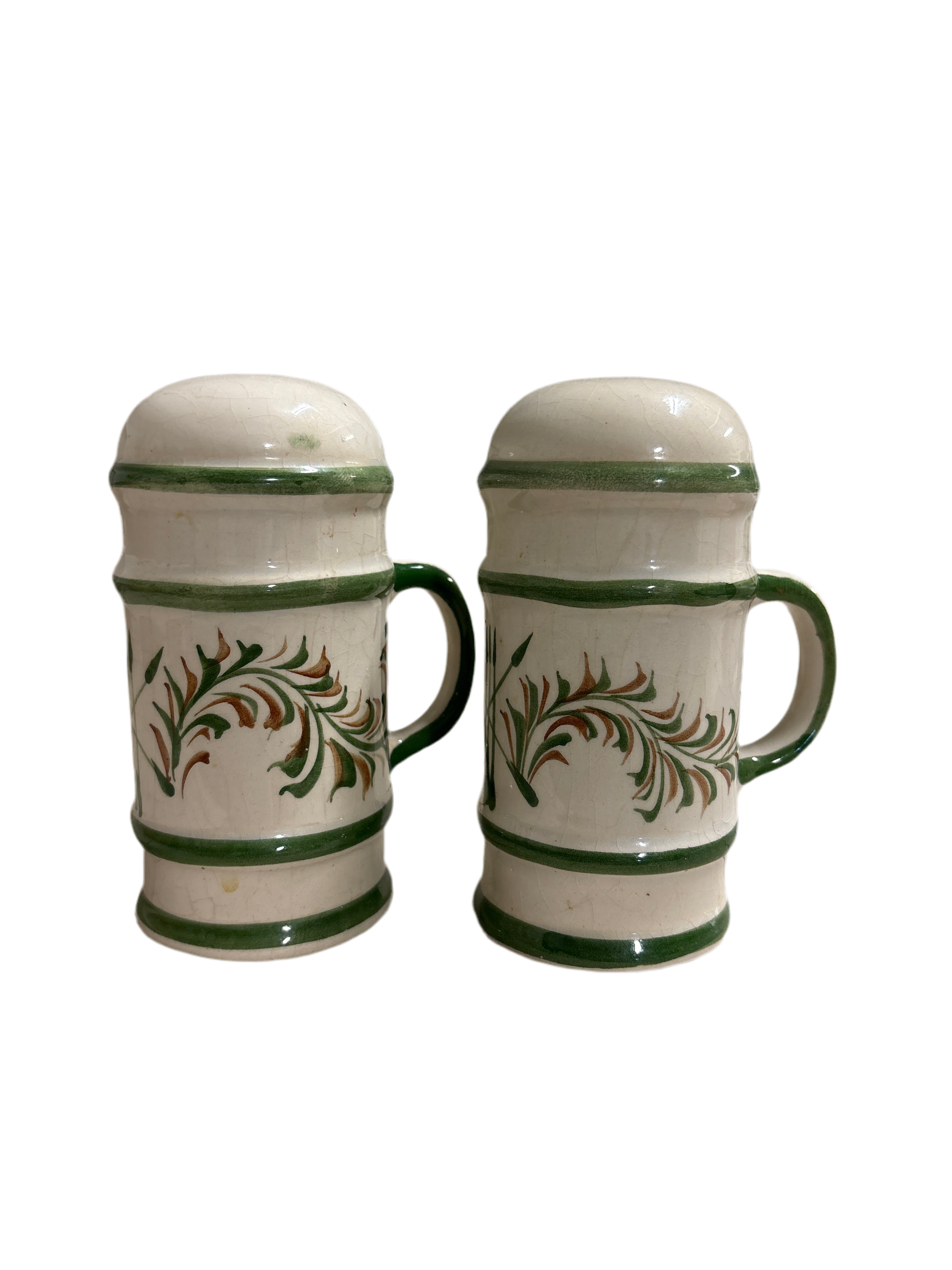 Vintage Salt & Pepper shaker rental
