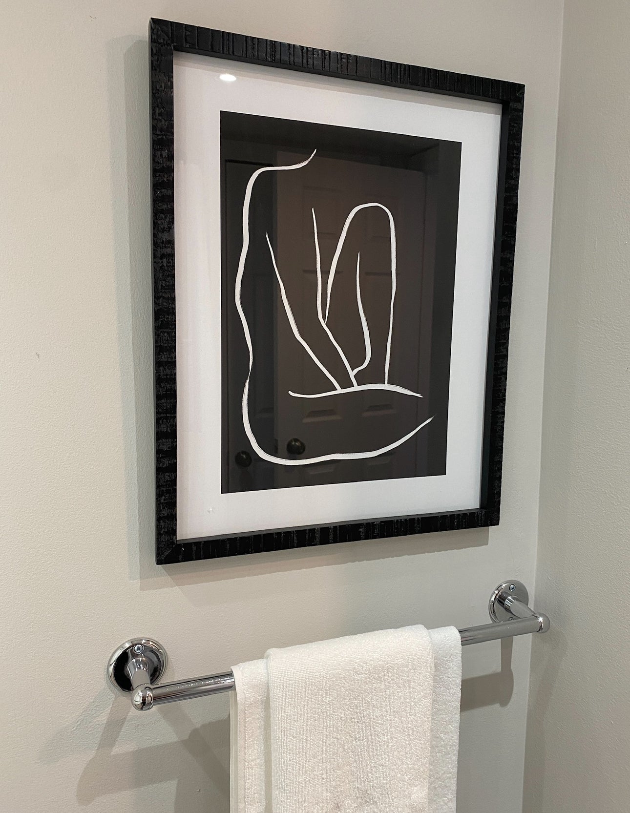 Gesture silhouette wall decor