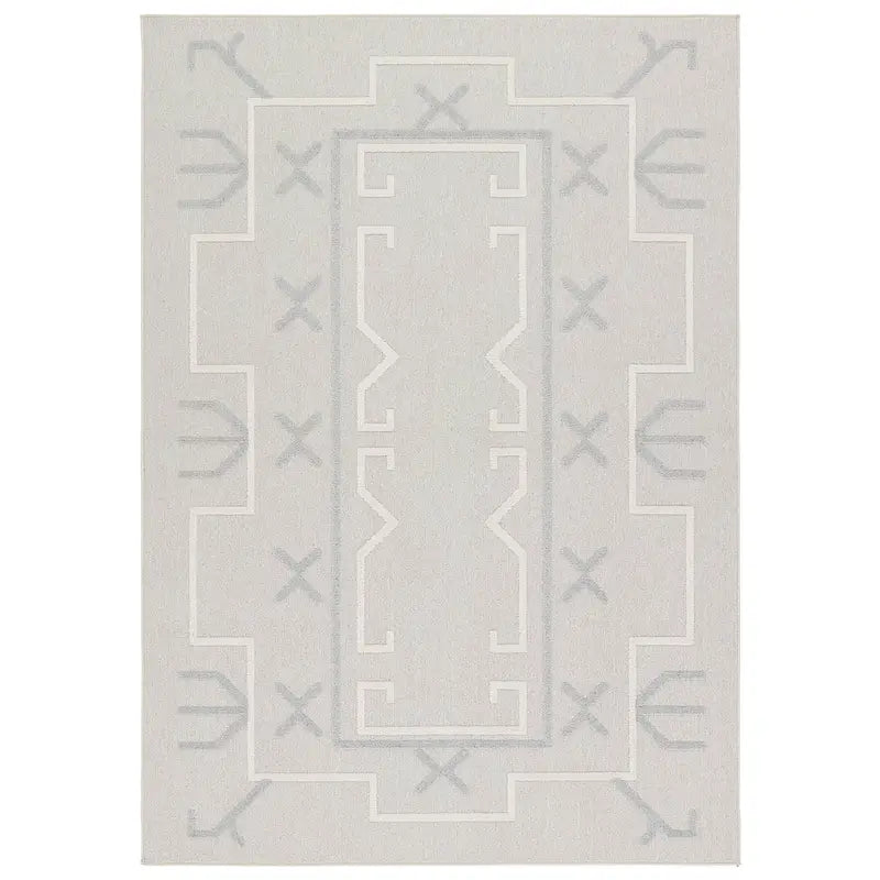 6’7x9’6” grey and white patterned rug