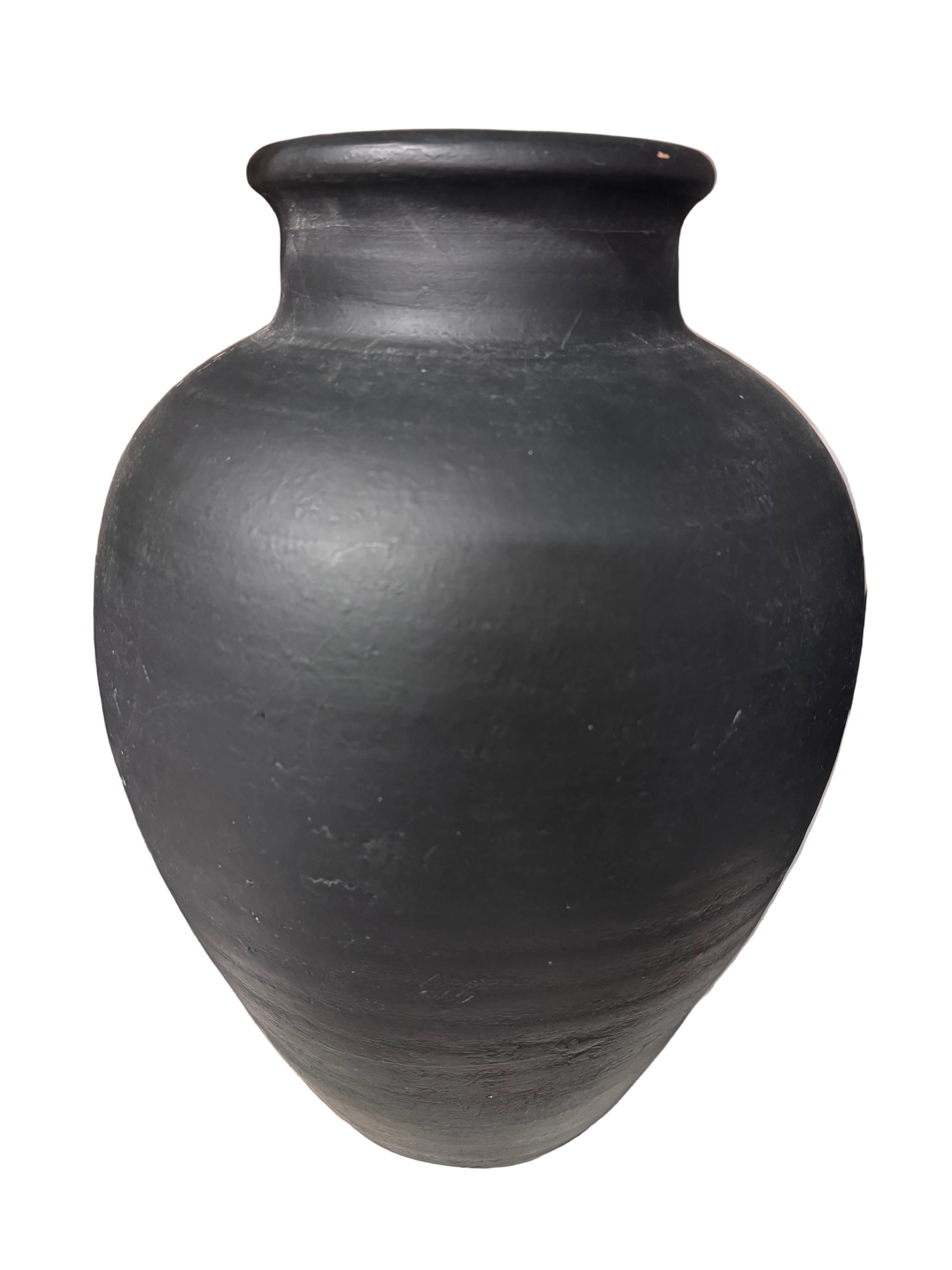 XL tall black vase rental